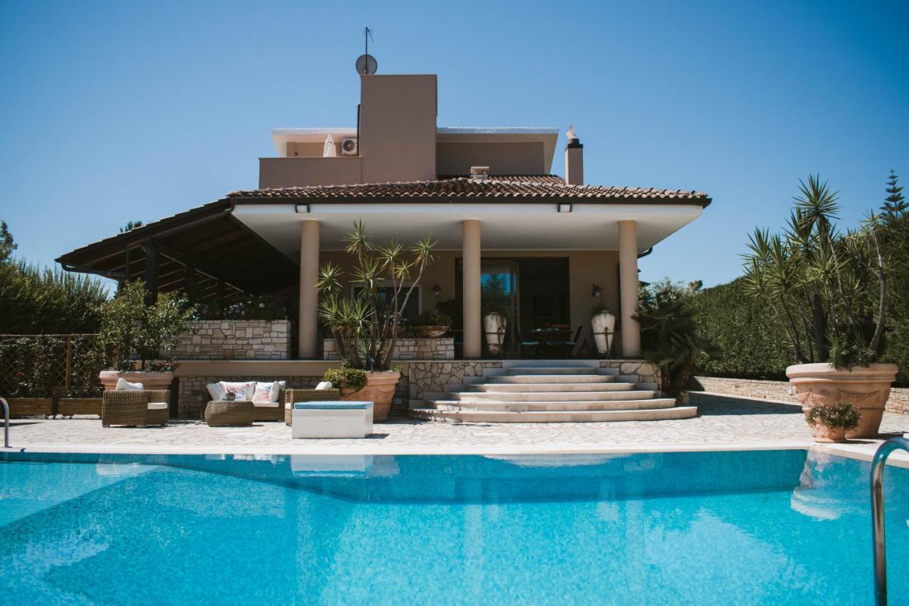 Villa Pietra Bianca - Luxury Stay In Puglia Trani Exterior photo